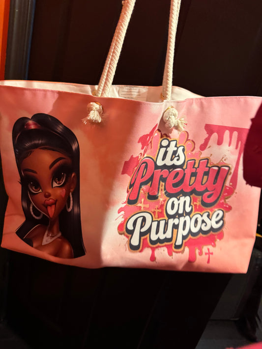Her Pretty Weekend Bag